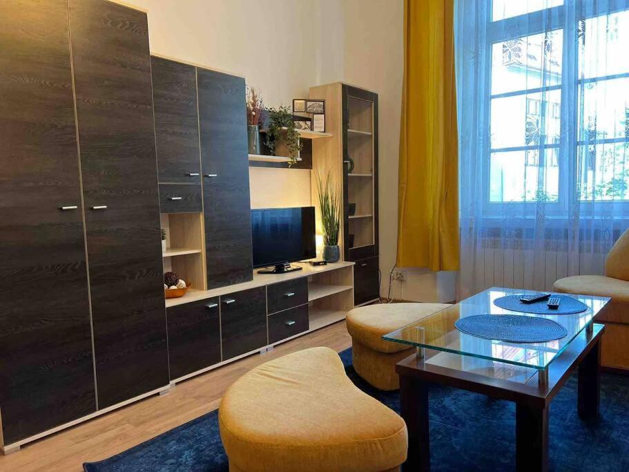 Grodzka / Apartment With Balcony Krasków Exterior foto