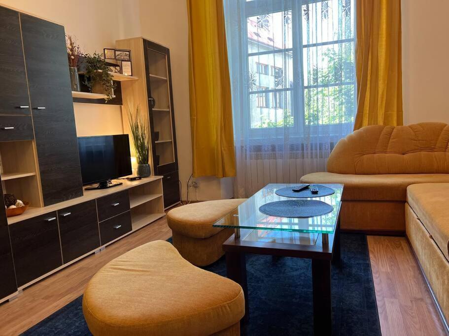 Grodzka / Apartment With Balcony Krasków Exterior foto