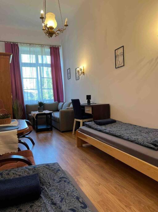 Grodzka / Apartment With Balcony Krasków Exterior foto
